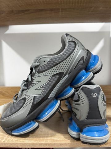 Gebrauchtes New Balance ABZORB 2000 Running Shoes