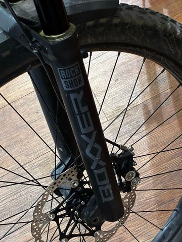 Brugt RockShox Boxxer Ultimate 2023 bike — billede 2 af 5