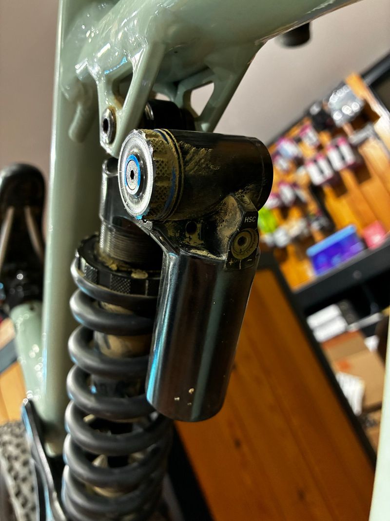 Used RockShox Vivid Coil Ultimate DH 2023 Rear Suspension