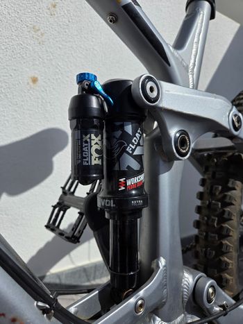 Used Fox Float X Performance Elite 2023 bike — image 5 of 6