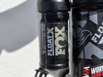 Used Fox Float X Performance Elite 2023 bike — image 2 of 6