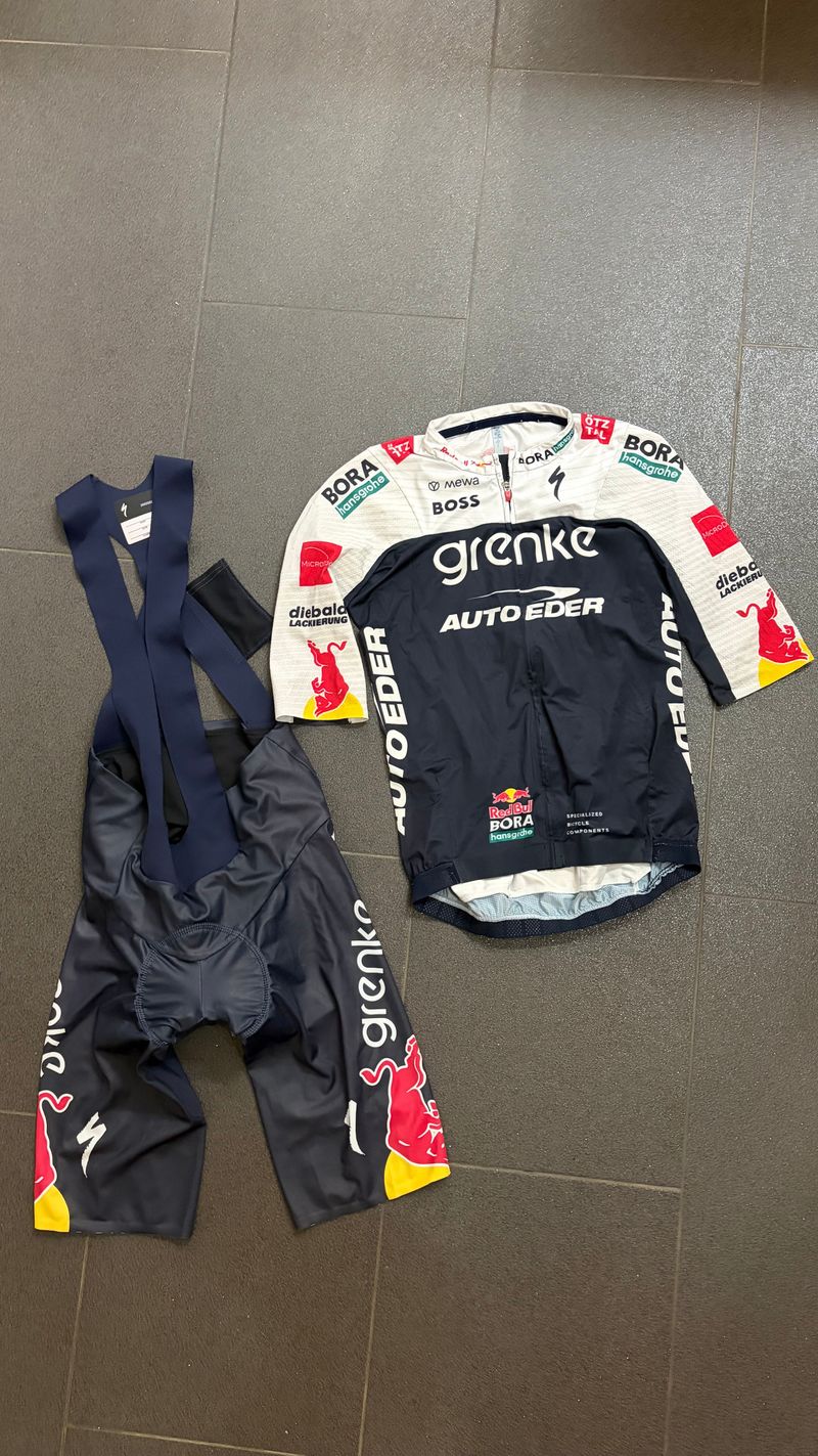 Used Specialized Red Bull BORA hansgrohe Race Kit Cycling Clothing