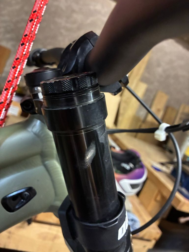 Brugt RockShox Boxxer 2025 bike — billede 4 af 7
