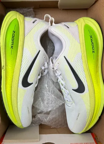 Tweedehands Nike Vomero 18 bike — afbeelding 4 van 6
