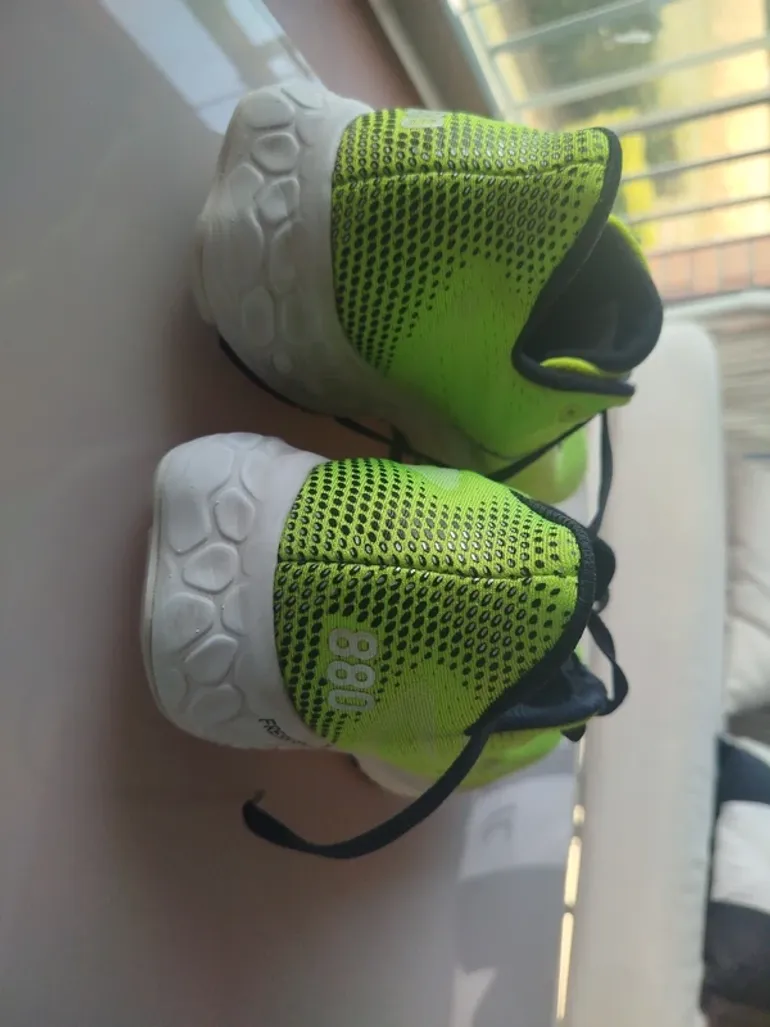 Used New Balance FreshFoam 880 bike — image 9 of 9