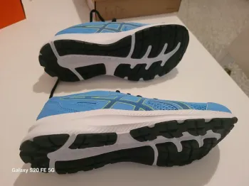 Used Asics Contend 8GS bike — image 4 of 7