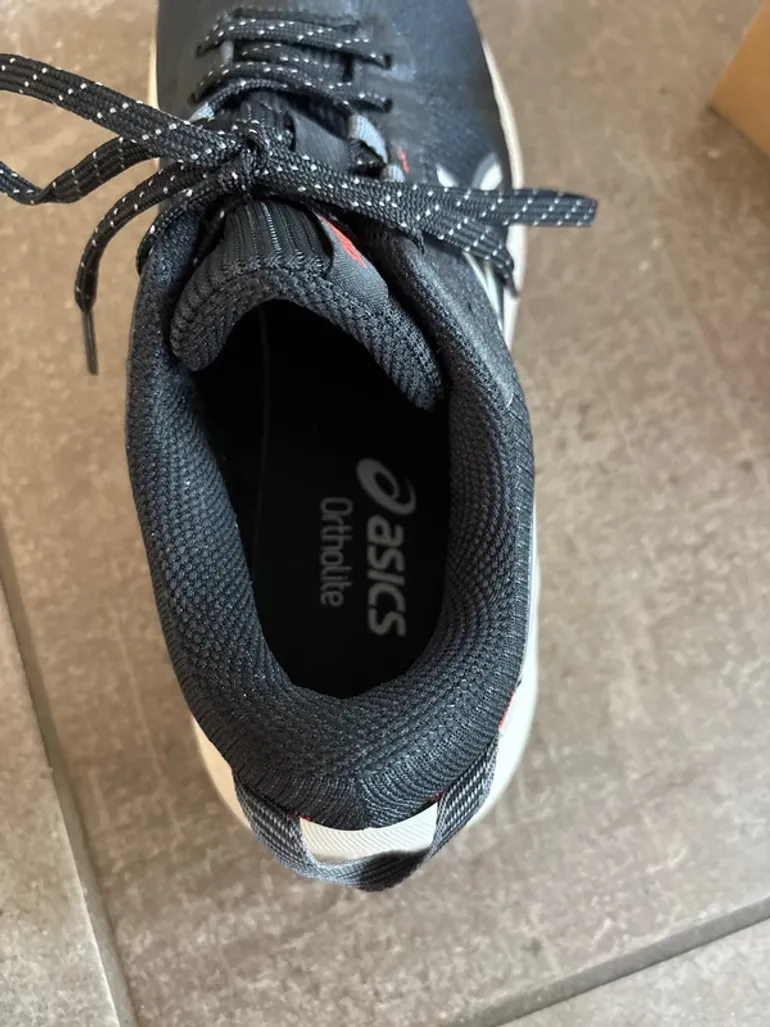 Używany Asics Gel Venture 11 bike — zdjęcie 4 z 8