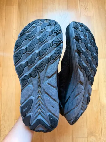 Used Hoka Clifton 8 bike — image 7 of 11