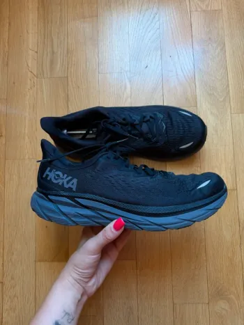 Used Hoka Clifton 8 bike — image 5 of 11