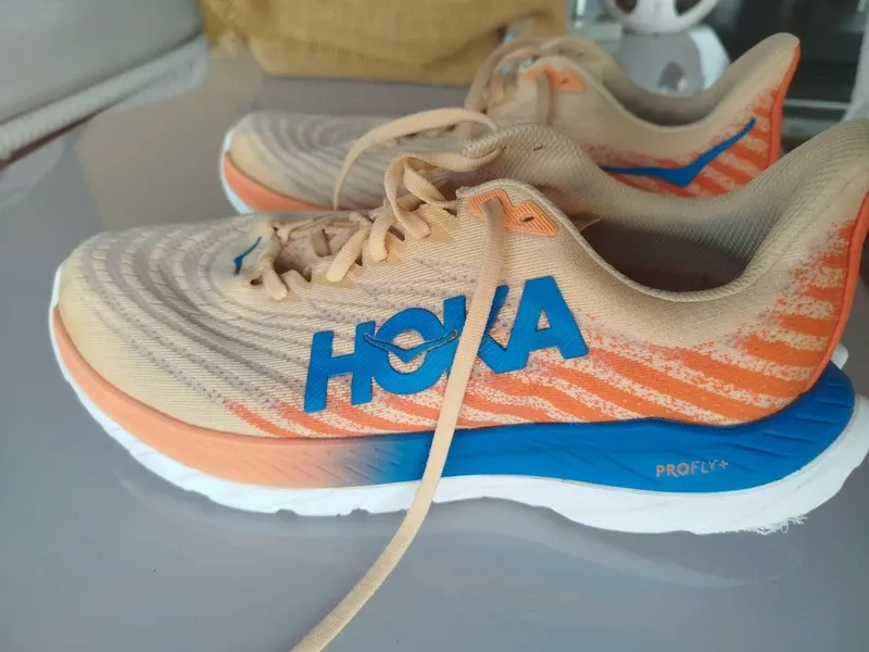 Gebrauchtes Hoka Profly Running Shoes