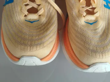 Hoka Profly bike d'occasion — image 8 sur 9
