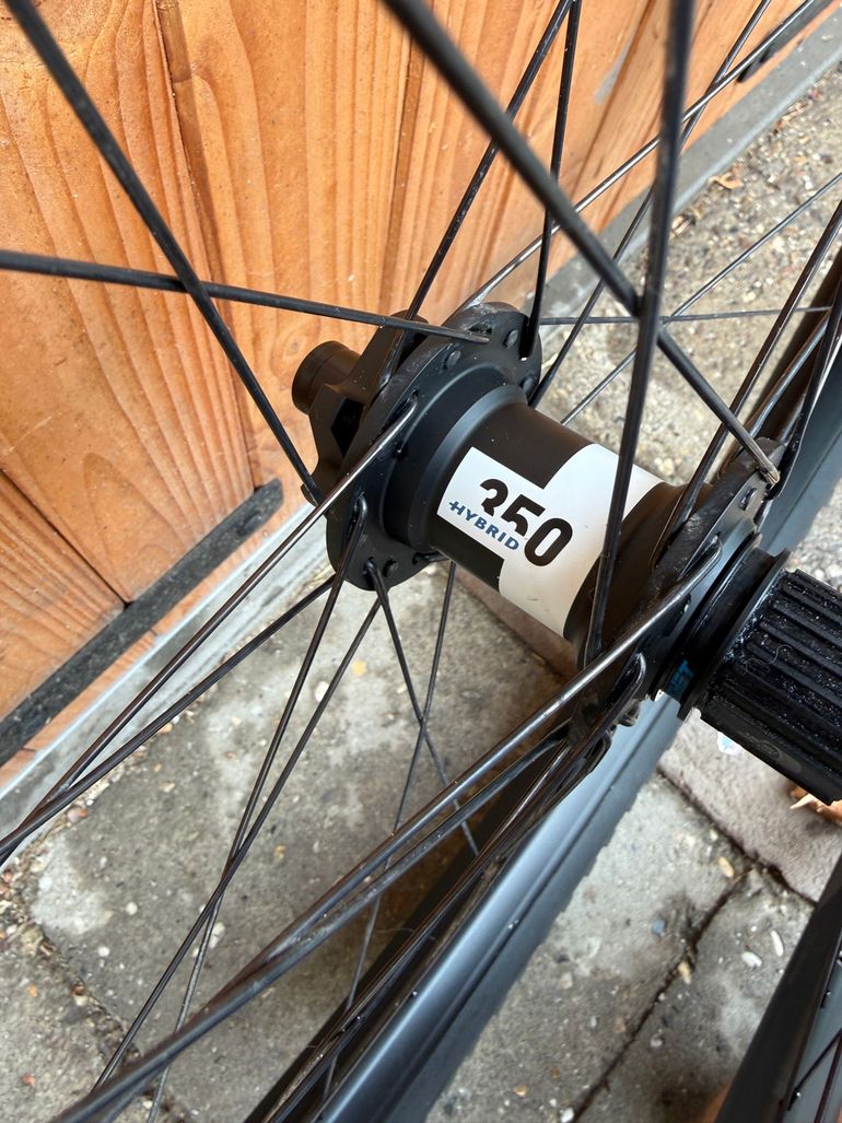 Used OQUO MC32 TEAM 2025 bike — image 4 of 5