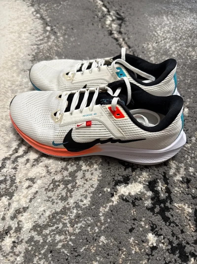 Gebrauchtes Pegasus Air Zoom 40 Running Shoes