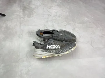 Used Last Speedgoat 6 Running Shoes