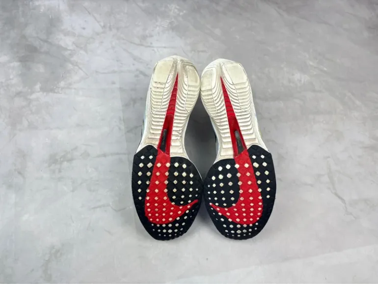 Last ZoomX Vaporfly 3 bike d'occasion — image 8 sur 12