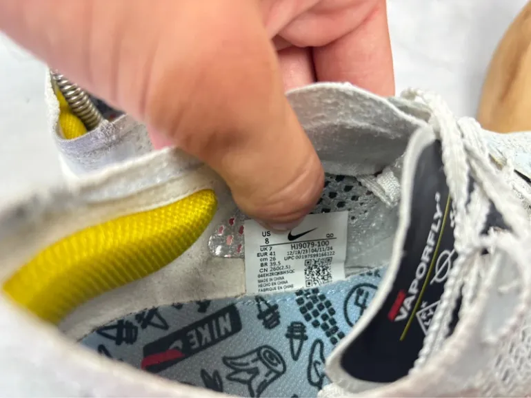 Last ZoomX Vaporfly 3 bike d'occasion — image 11 sur 12