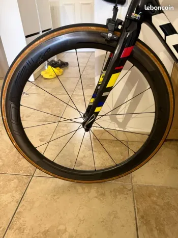 Used Roval CLX 50 bike — image 1 of 2
