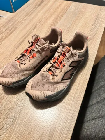 Used New Balance Nitrel Running Shoes