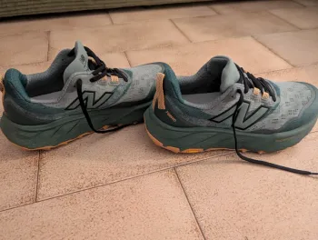 Used New Balance Hierro V9 bike — image 3 of 8
