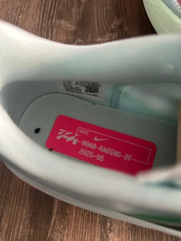 Used Nike Zoom Fly 6 bike — image 2 of 7