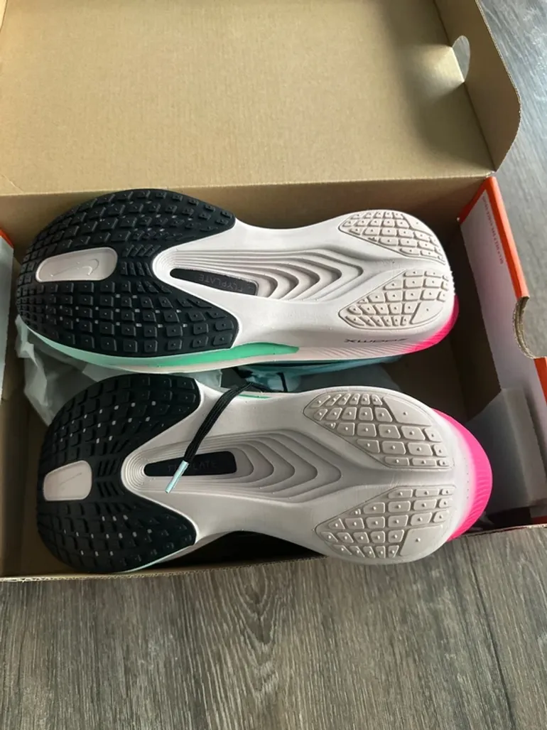 Used Nike Zoom Fly 6 bike — image 4 of 7