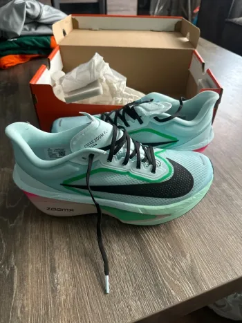Used Nike Zoom Fly 6 bike — image 1 of 7