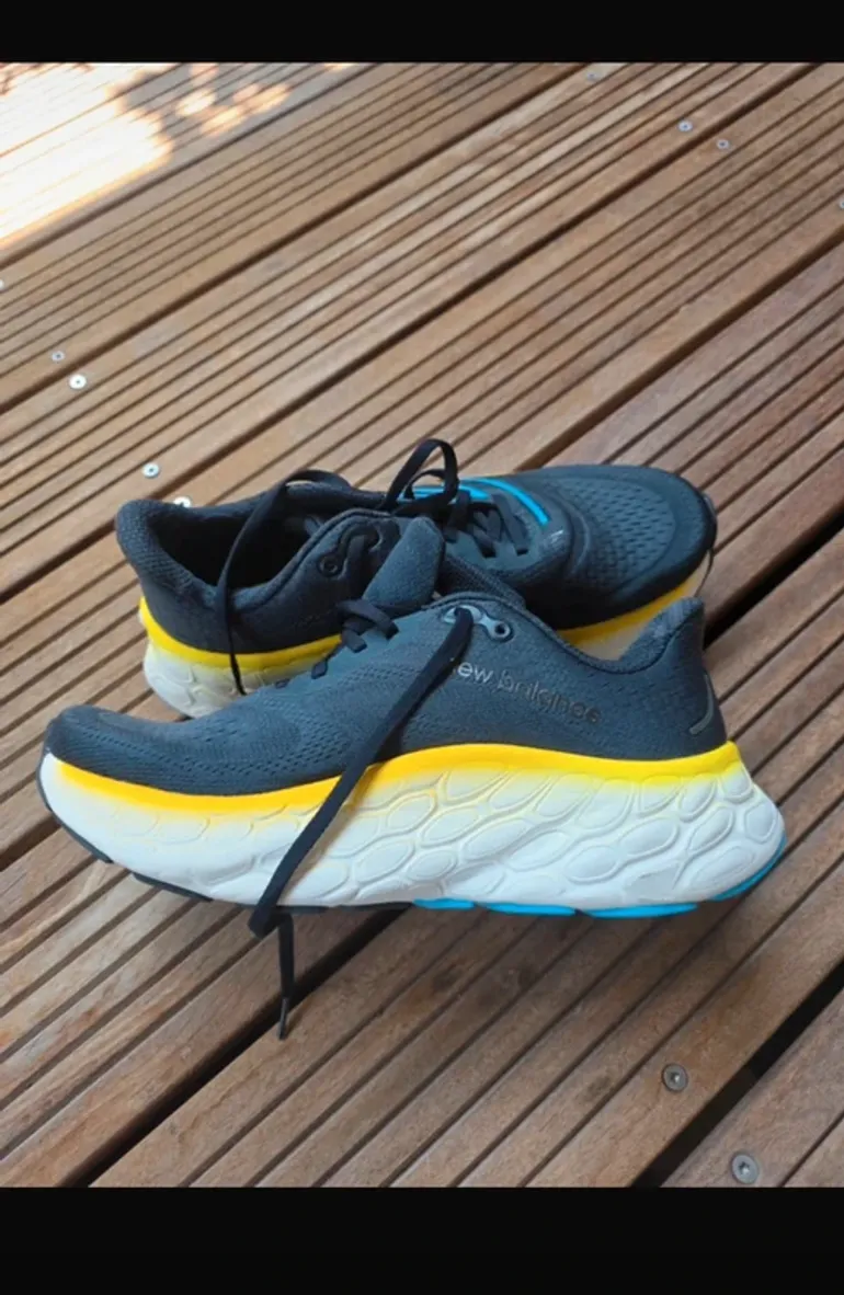 Used New Balance Running Shoes bike — image 2 of 4