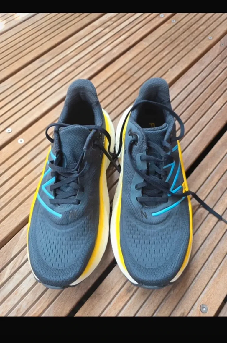 Used New Balance Running Shoes bike — image 3 of 4