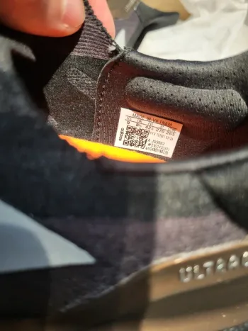 Adidas Ultraboost 5X bike usato — immagine 7 di 7