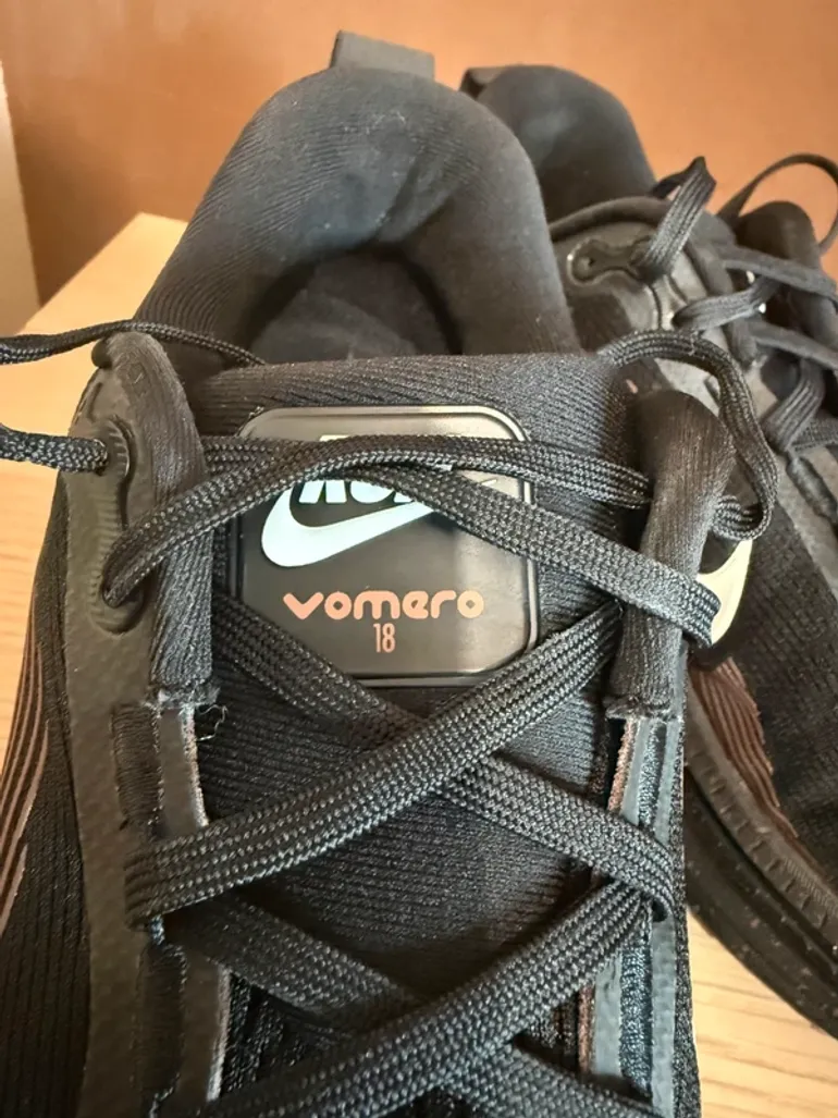 Tweedehands Nike Vomero 18 bike — afbeelding 4 van 14