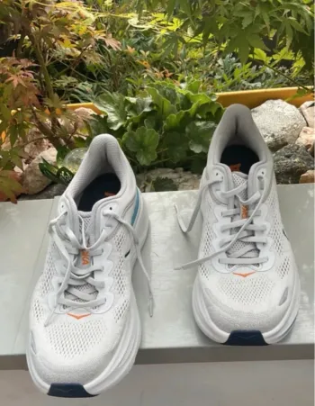 Used Hoka Running Shoes bike — image 3 of 6