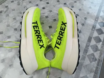 Adidas Speed Ultra bike d'occasion — image 3 sur 4