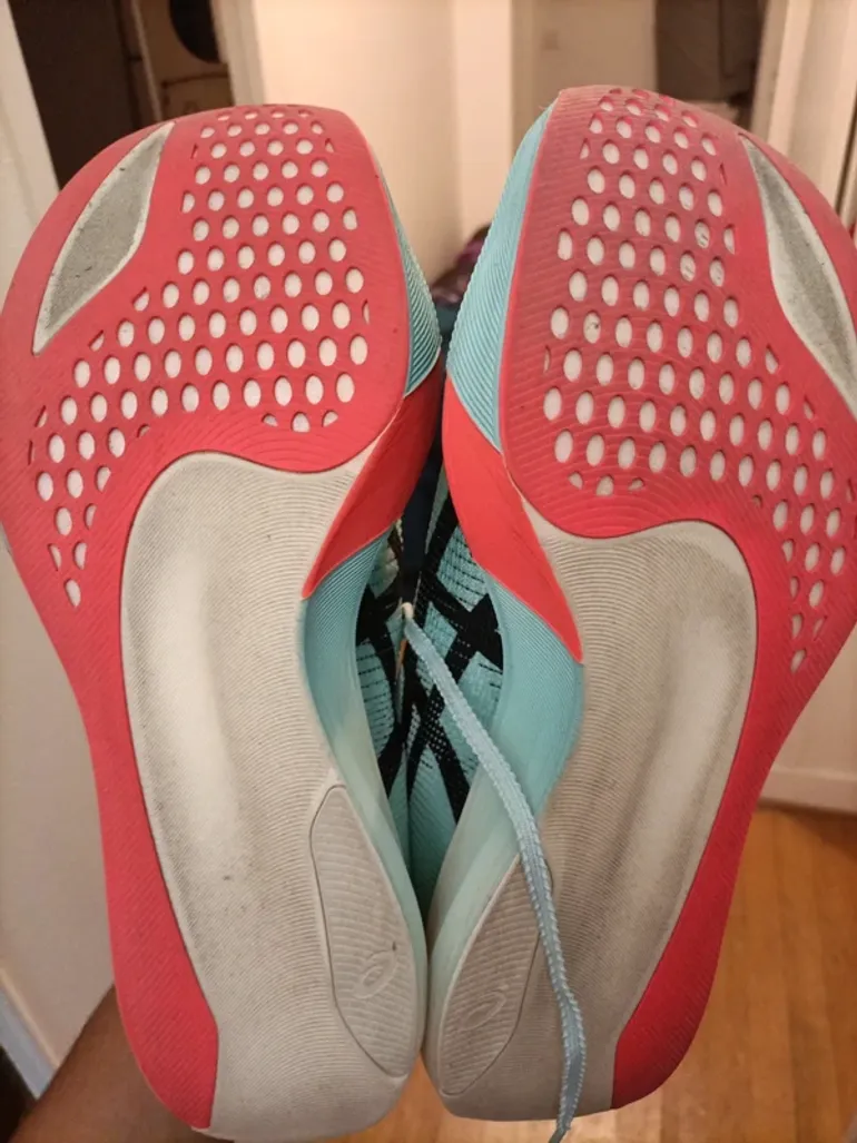 Used Asics Metaspeed Sky Paris bike — image 6 of 6