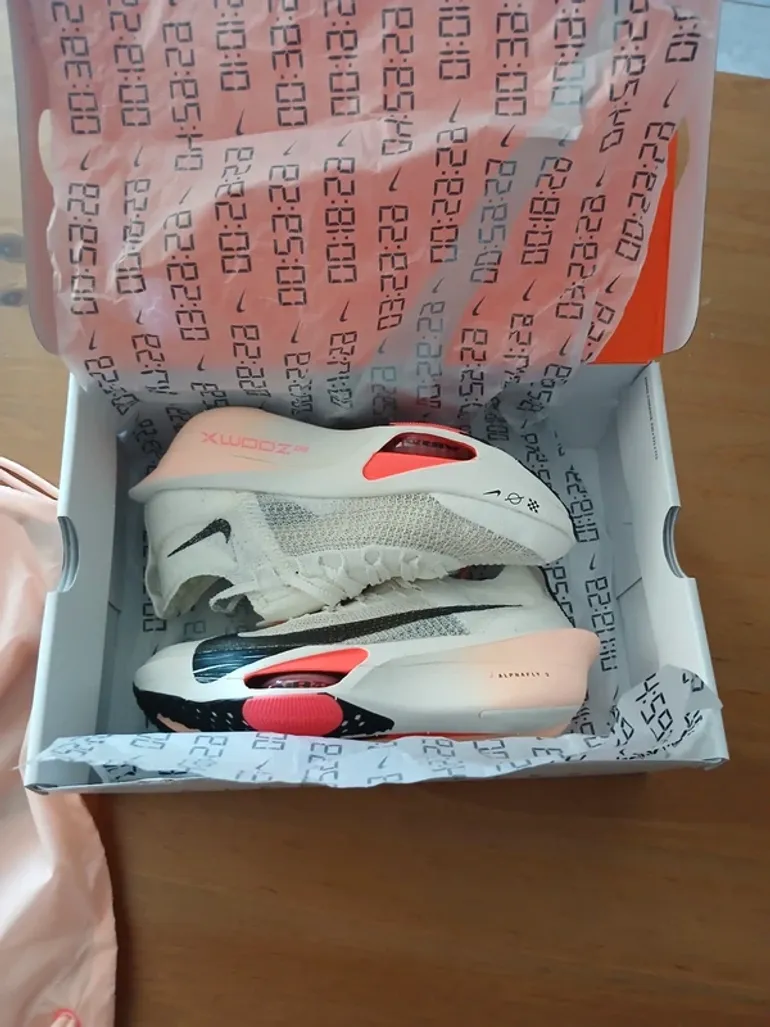 Used Nike Alphafly 3 bike — image 3 of 7