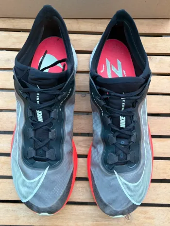 Used Nike Zoom Fly 3 bike — image 5 of 10