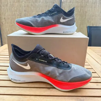 Used Nike Zoom Fly 3 bike — image 2 of 10