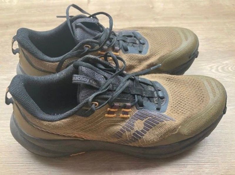 Used Saucony Xodus Ultra 4 Running Shoes