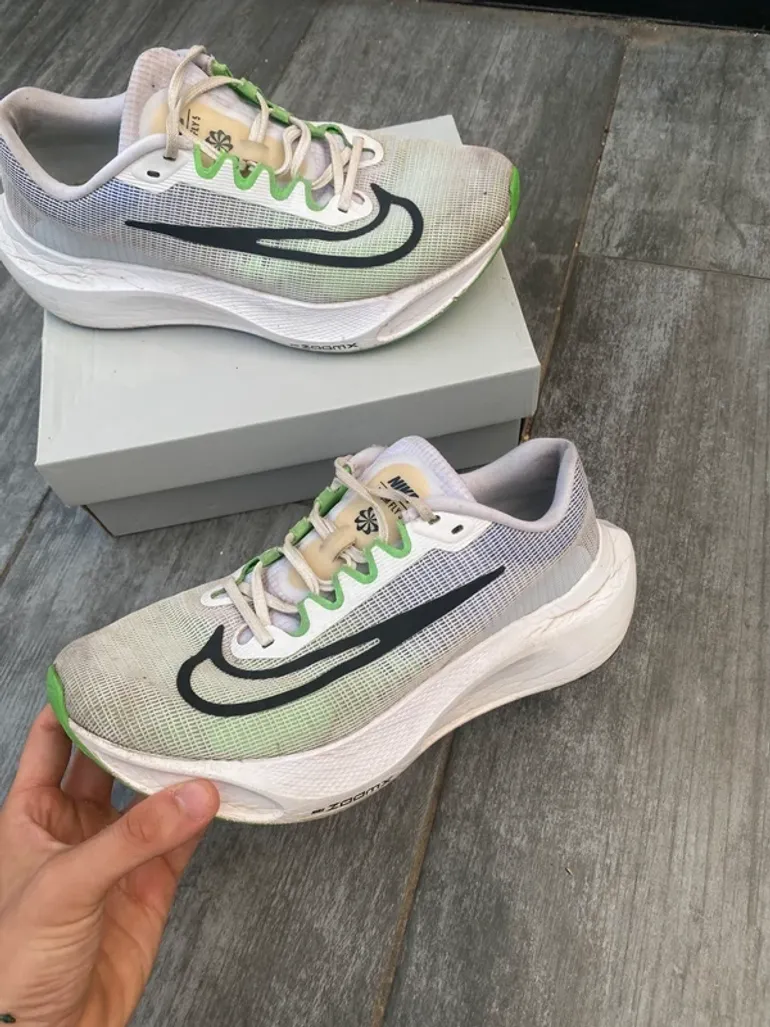 Used Nike Zoom Fly 5 bike — image 4 of 8