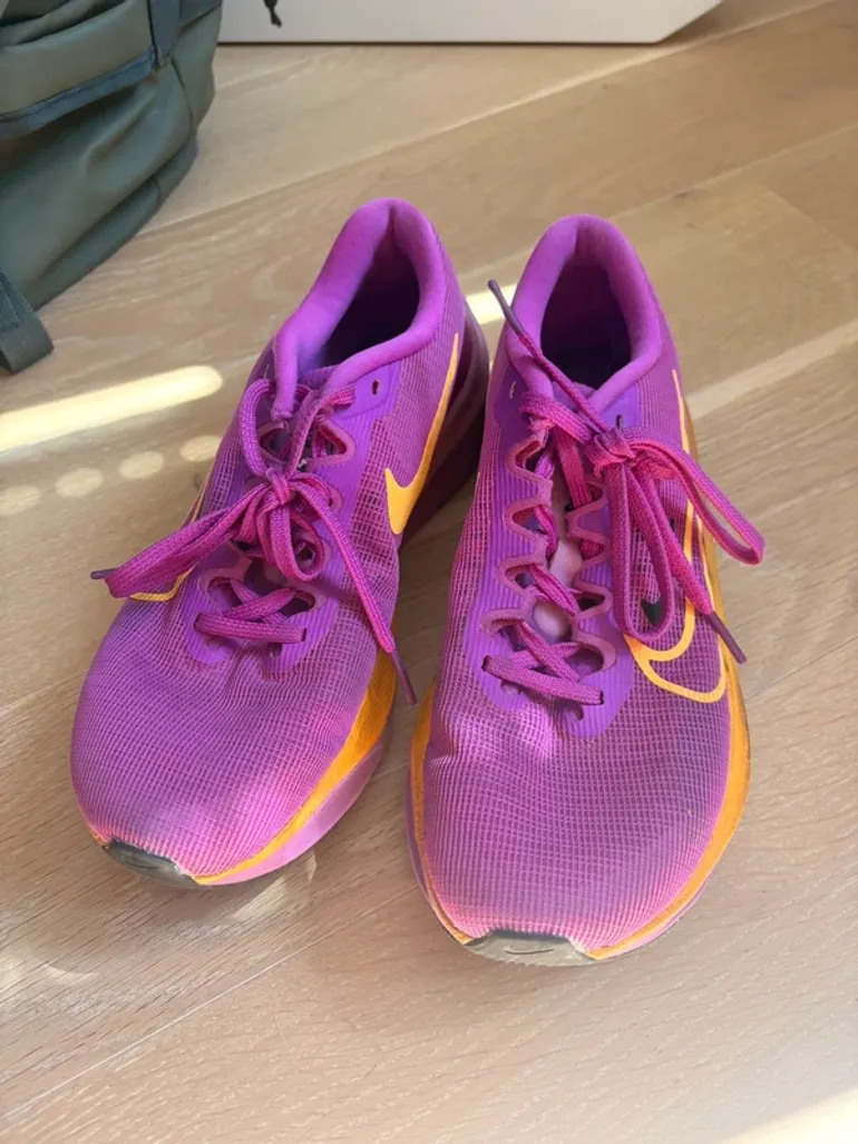 Used Nike Zoom X bike — image 3 of 4