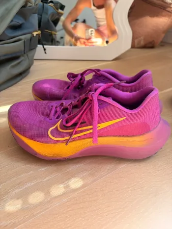 Used Nike Zoom X bike — image 1 of 4