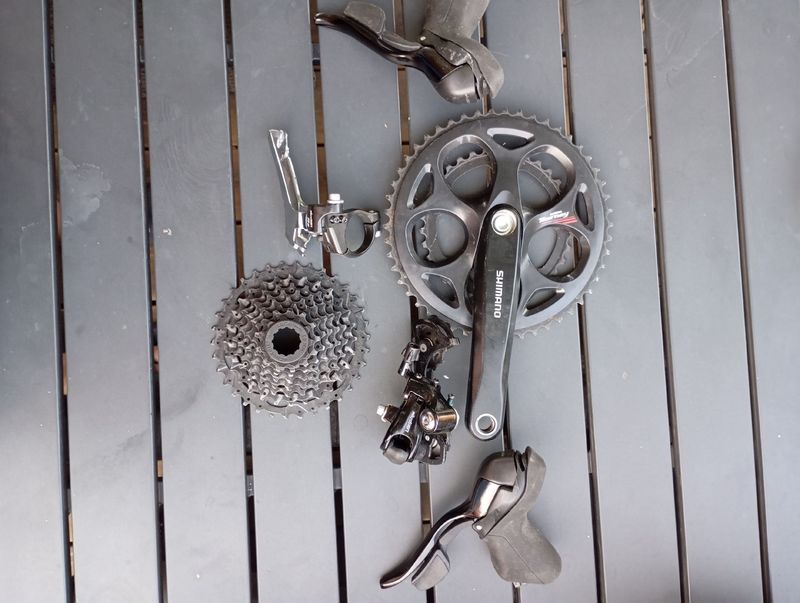 Gebrauchtes Microshift 9-speed 11-32 Cassette 2023 Drivetrain & Pedals