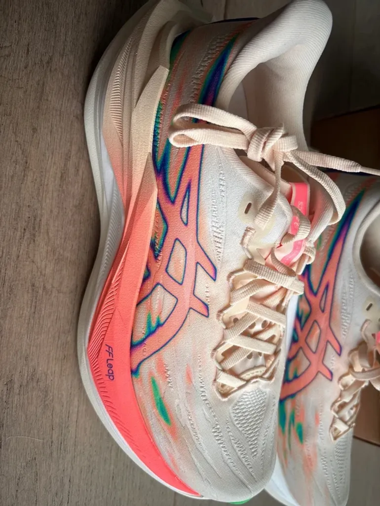 Used Asics Superblast 3 bike — image 2 of 6