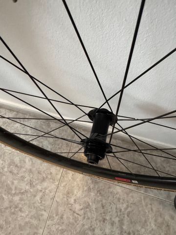 Used Zipp 303S Wheels Wheels