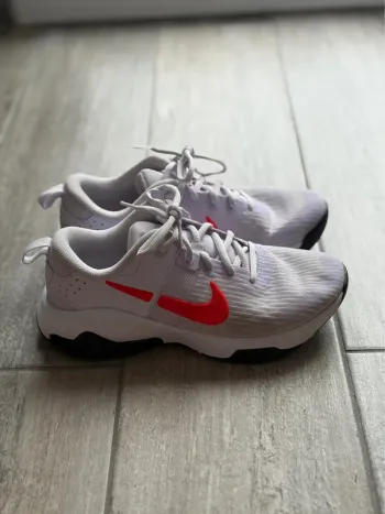 Używany Nike Air Zoom Bella 6 bike — zdjęcie 3 z 5