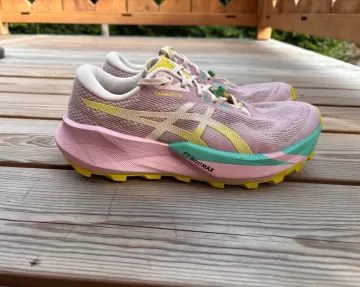 Used Asics Trabuco 14 Running Shoes