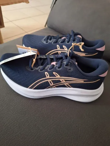Used Asics Running Shoes Damen Running Shoes
