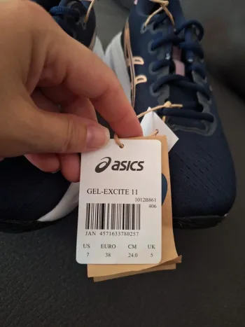 Used Asics Running Shoes Damen bike — image 5 of 6