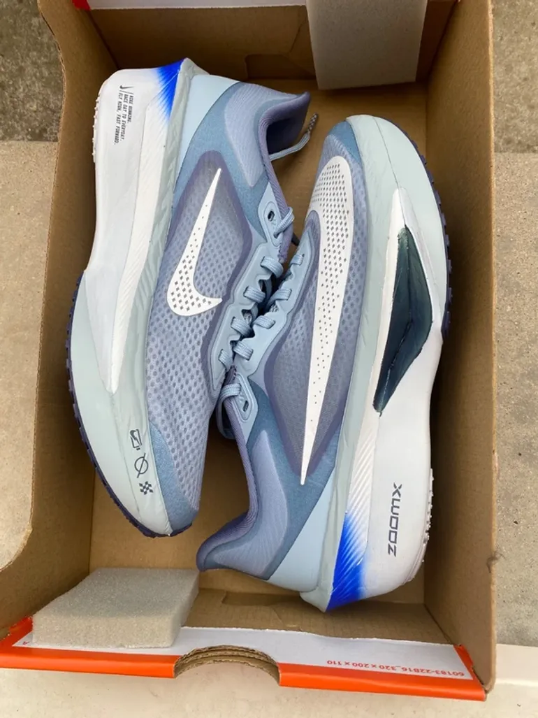 Used Nike Zoom Fly 6 bike — image 7 of 8