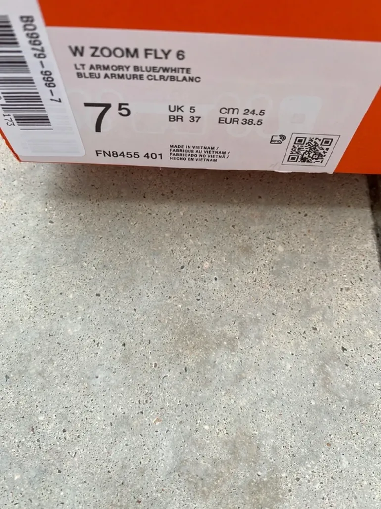 Used Nike Zoom Fly 6 bike — image 8 of 8