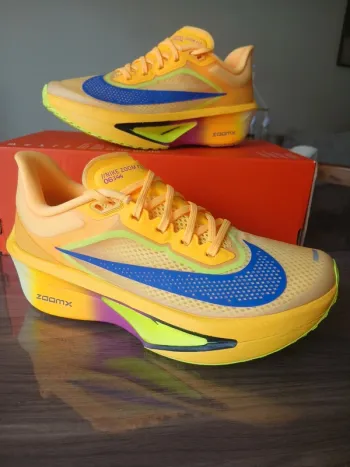 Used Nike Zoom Fly 6 bike — image 1 of 8